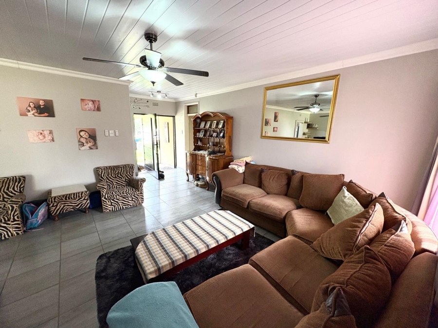 3 Bedroom Property for Sale in Flamingo Park Free State